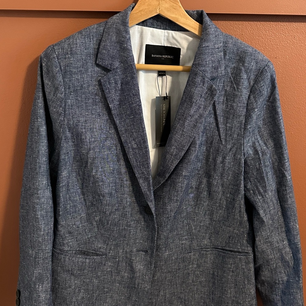 Banana Republic Linen Blazer in Navy